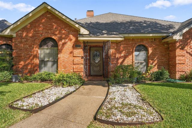 1525 Nettleton Drive, Desoto, TX 75115