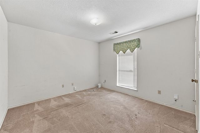 1525 Nettleton Drive, Desoto, TX 75115