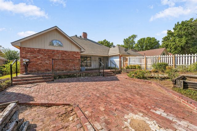 1525 Nettleton Drive, Desoto, TX 75115