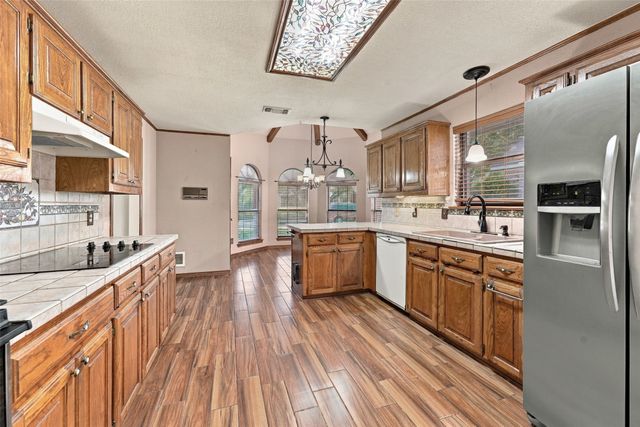 1525 Nettleton Drive, Desoto, TX 75115