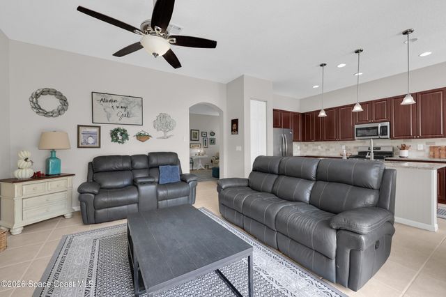 115 NW Berkeley Avenue, Port St. Lucie, FL 34986