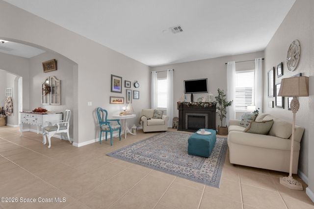 115 NW Berkeley Avenue, Port St. Lucie, FL 34986