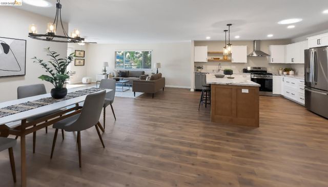 1264 Beach Ct, Discovery Bay, CA 94505