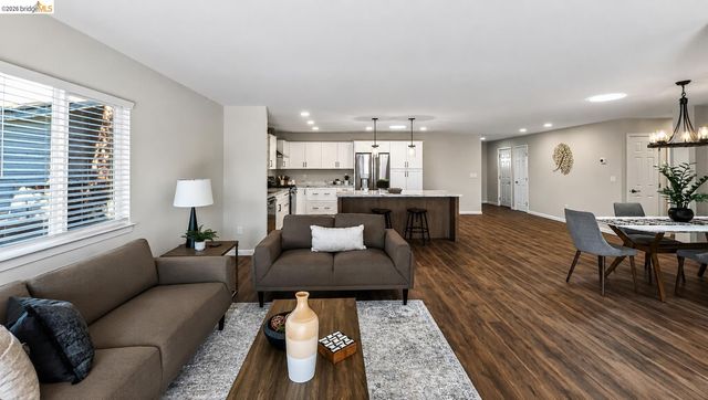 1264 Beach Ct, Discovery Bay, CA 94505