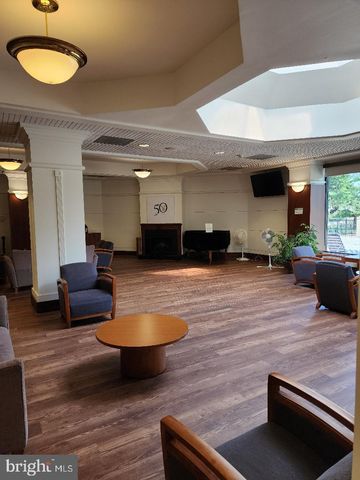 307 YOAKUM PKWY #1024, Alexandria, VA 22304