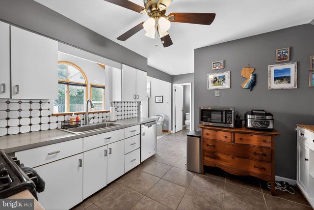 1600 CEDAR AVE, Haddon Heights, NJ 08035