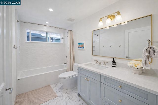 31 Ascot Place, Moraga, CA 94556