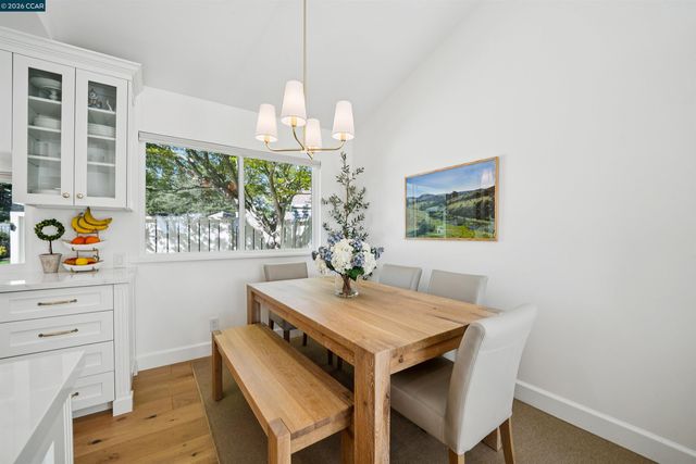 31 Ascot Place, Moraga, CA 94556