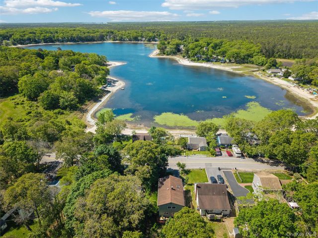 244 Lakeside Trail, Ridge, NY 11961