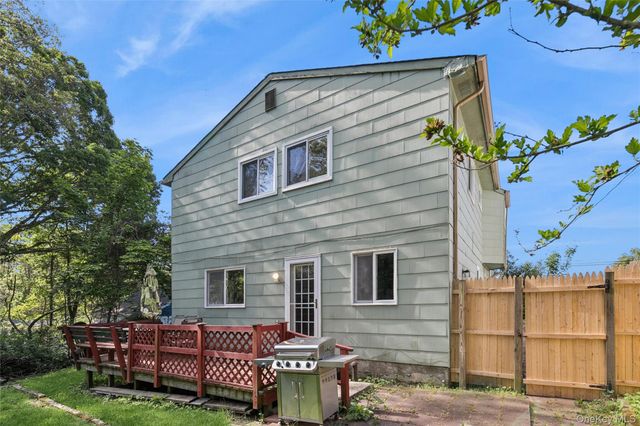 244 Lakeside Trail, Ridge, NY 11961