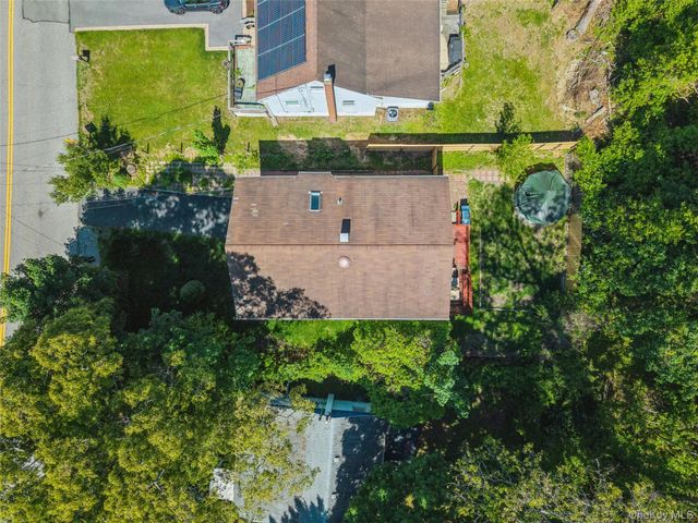 244 Lakeside Trail, Ridge, NY 11961