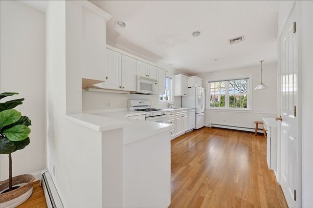 14 Whiting Lane 14, Hingham, MA 02043