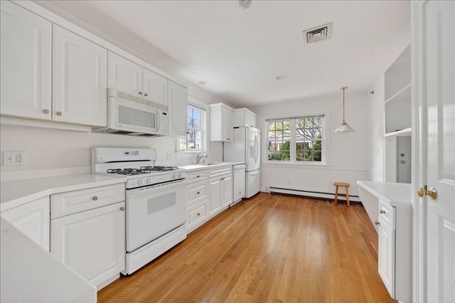 14 Whiting Lane 14, Hingham, MA 02043