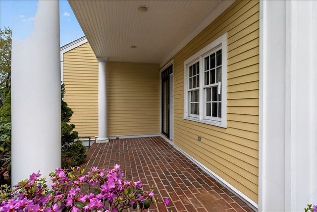 14 Whiting Lane 14, Hingham, MA 02043