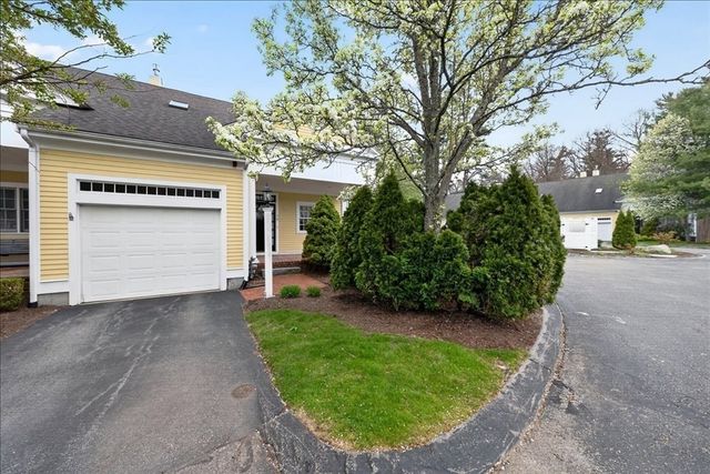 14 Whiting Lane 14, Hingham, MA 02043