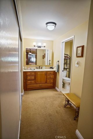 19334 Oak Crossing, Newhall, CA 91321