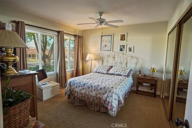 19334 Oak Crossing, Newhall, CA 91321
