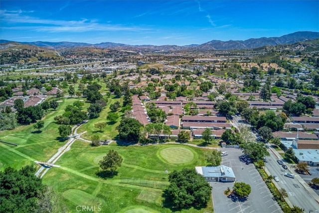 19334 Oak Crossing, Newhall, CA 91321