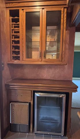 1456 S Bright Oak Avenue, Springfield, MO 65809