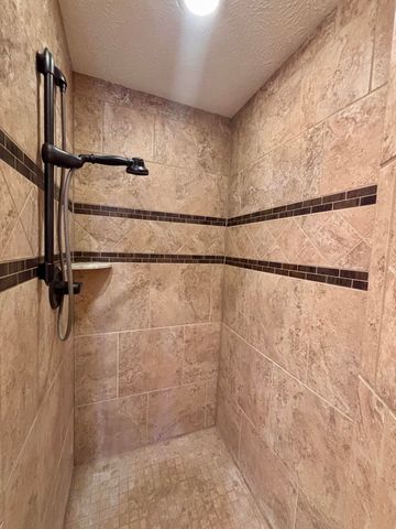 1456 S Bright Oak Avenue, Springfield, MO 65809