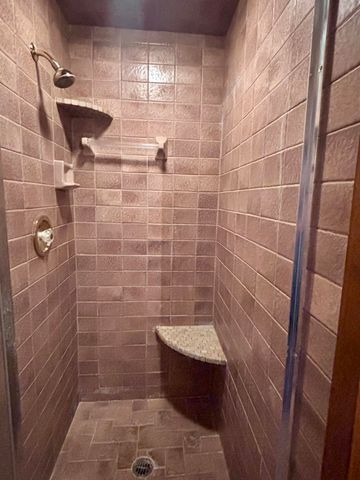 1456 S Bright Oak Avenue, Springfield, MO 65809