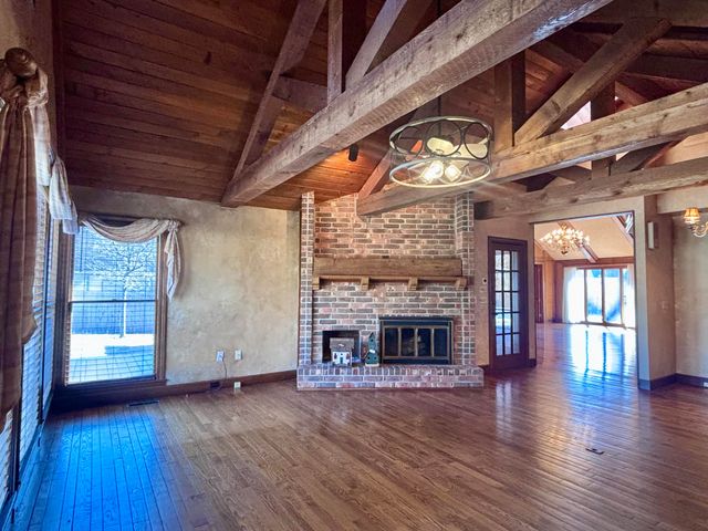 1456 S Bright Oak Avenue, Springfield, MO 65809