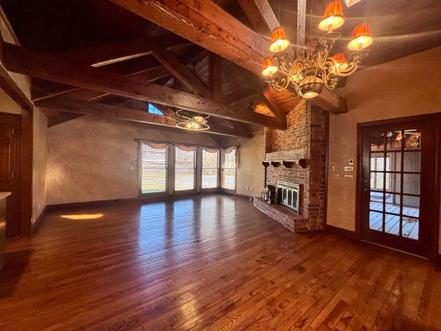 1456 S Bright Oak Avenue, Springfield, MO 65809