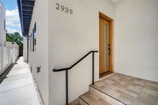 2939 10th Avenue, Los Angeles, CA 90018