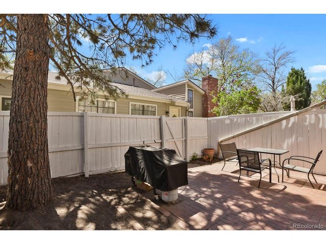 7925 W Layton Ave 528, Littleton, CO 80123