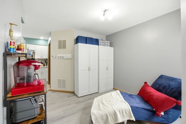 36106 N Springbrook Lane, Gurnee, IL 60031