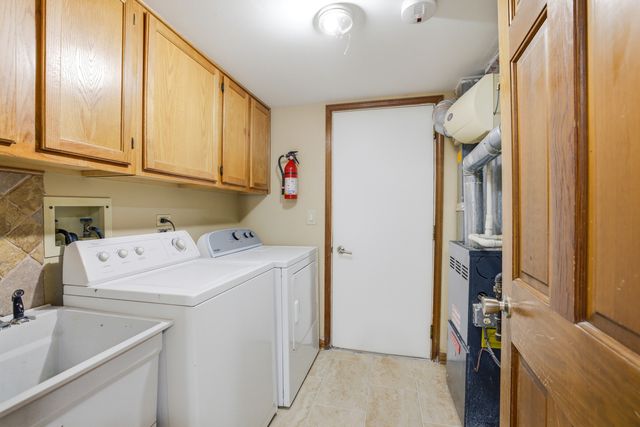 36106 N Springbrook Lane, Gurnee, IL 60031