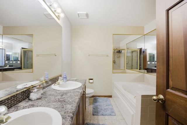 36106 N Springbrook Lane, Gurnee, IL 60031