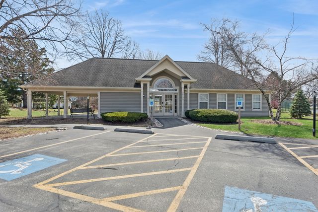 36106 N Springbrook Lane, Gurnee, IL 60031