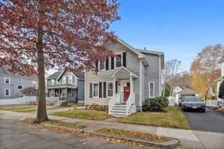 37 Emerson St, Wakefield, MA 01880