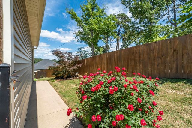 102 Eagle View Point, Hot Springs, AR 71913