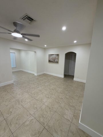 180 SW 77th Avenue, Margate, FL 33068