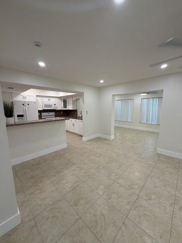 180 SW 77th Avenue, Margate, FL 33068
