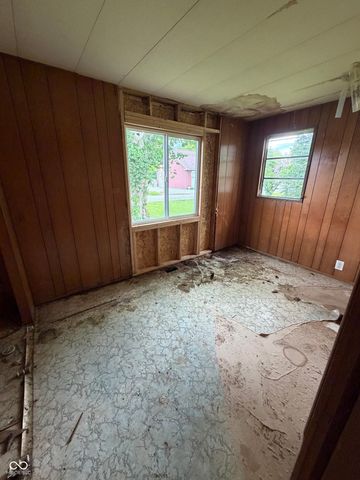 707 Hawkes Street, Rockville, IN 47872