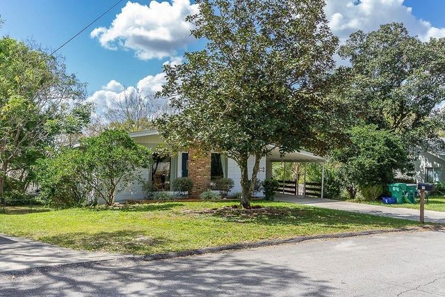 11 S UNIVERSITY CIRCLE, Deland, FL 32724