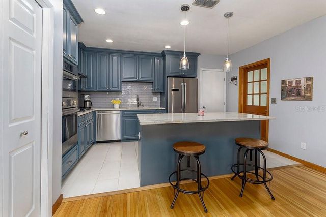 11 S UNIVERSITY CIRCLE, Deland, FL 32724