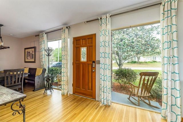 11 S UNIVERSITY CIRCLE, Deland, FL 32724