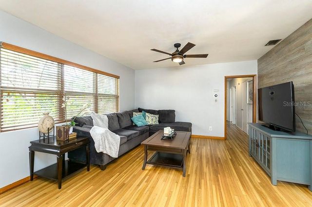 11 S UNIVERSITY CIRCLE, Deland, FL 32724