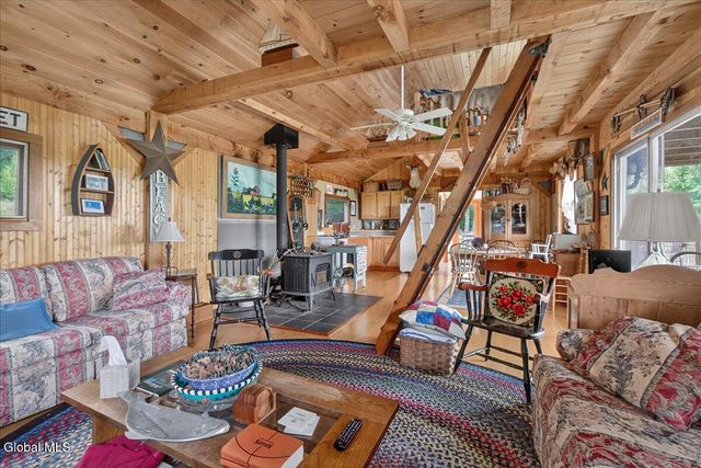 260 South Road, Stephentown, NY 12018