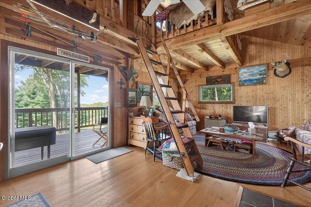 260 South Road, Stephentown, NY 12018