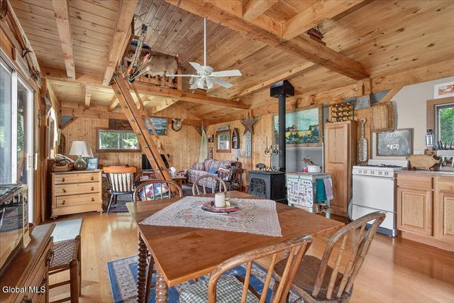 260 South Road, Stephentown, NY 12018