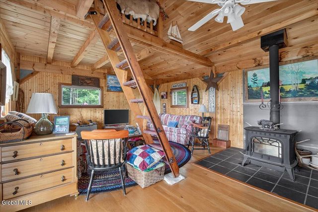 260 South Road, Stephentown, NY 12018