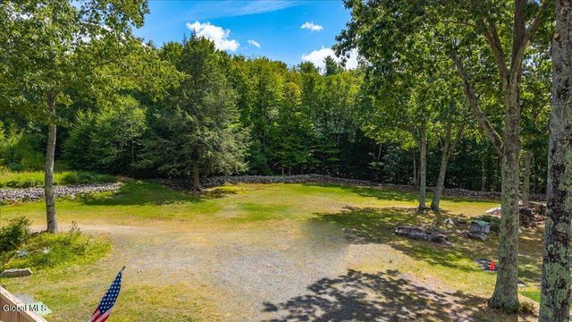 260 South Road, Stephentown, NY 12018
