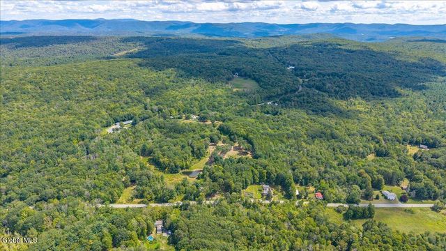 260 South Road, Stephentown, NY 12018