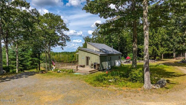 260 South Road, Stephentown, NY 12018