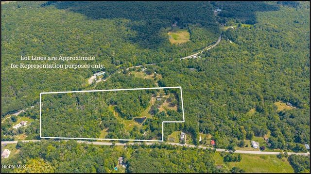 260 South Road, Stephentown, NY 12018